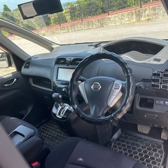 日産セレナ　ミニバン　の画像