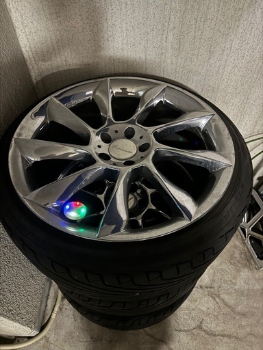 20インチ アルミホイールタイヤセット LEDライト付き