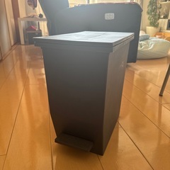 ニトリ　ゴミ箱