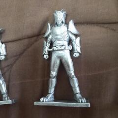 (10月5日まで)仮面ライダー、戦隊ものフィギュアの画像