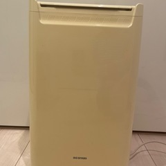 【値下げしました！】除湿機