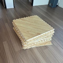 【ほぼ新品】ヘリンボーン柄ジョイントマット
