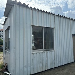 プレハブの画像