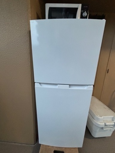 【お取引中】冷蔵庫(9ヶ月間使用) 電子レンジ付き　1〜2人暮らし向き