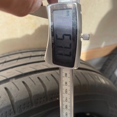 【取引中】夏16インチ 2022年製  ヨコハマBluearth-GT 人気の低燃費タイヤ 205/60R16 中古4本 ノア プリウスα ジューク ステップワゴン アクセラ の画像