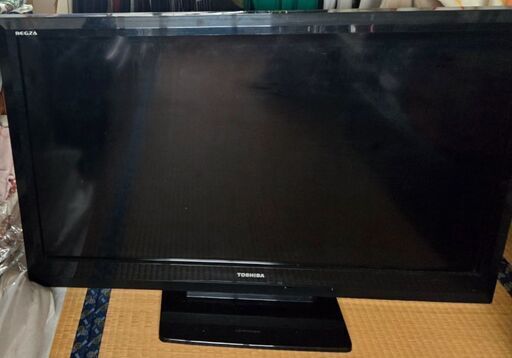 液晶テレビ