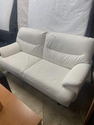 リサイクルショップどりーむ荒田店 No13387 ソファ　三人掛け　レザー　合成皮革　白