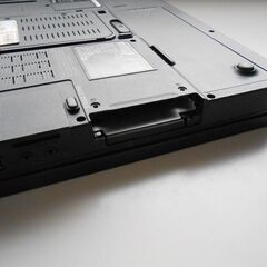 【配送出来ます】DELL vostro1000 PP23LB ノートパソコン 近くなら配送も可能です。宅配もお問合せ下さい）の画像