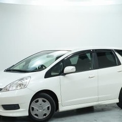 ハイブリッド車に乗り換えませんか…？👀　ホンダ　フィットシャトル...