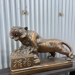 虎の置物 トラ 陶器　