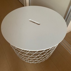 IKEA デーブル