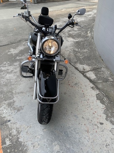 SUZUKI イントルーダー 800