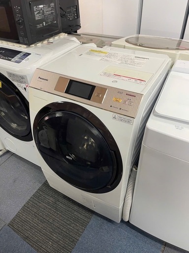 北九州市内配送無料　保証付き パナソニック ドラム式電気洗濯機 NA-VX5E3R 10kg