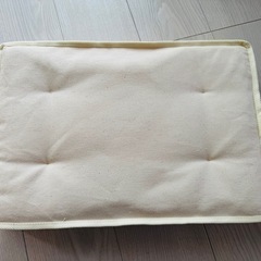 新品・洗えるラタン風スクエアペットベッドの画像
