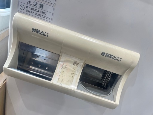 券売機 
GLORY VT-B10 同時印刷式券売機