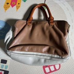 【MARC BY MARC JACOBS】の画像