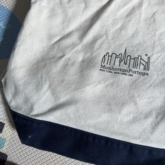 マンハッタンのショルダーバッグの画像