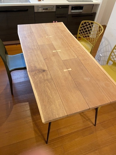 ダイニングテーブル