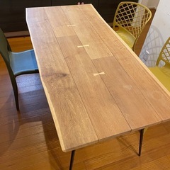 ダイニングテーブル