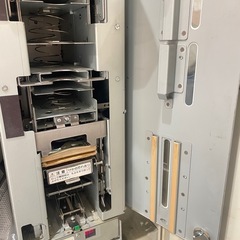 紙幣両替機　BX-108の画像