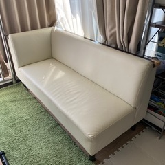 【3人掛けカウチソファ (右肘) NSクリーン プレッサ WH】...