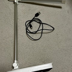 デスク用スタンドライト USB充電 卓上ライト LED