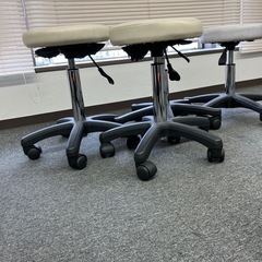 エステ用スツールの画像