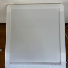 ニトリ　ローラー付き収納ケースの画像