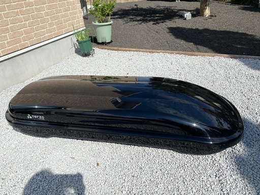 TERZO ルーフボックスとキャリア