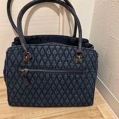 Guess ショルダーバッグ　デニムの画像