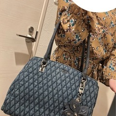 Guess ショルダーバッグ　デニム