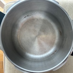 5.5L鍋　⚠️圧力かかりませんの画像