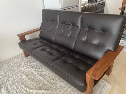 ☆カリモク　３人掛けソファ☆