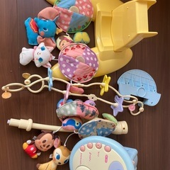 ディズニー　やわらかガラガラメリー　デラックス　プラス
