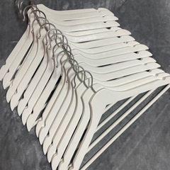 IKEA木製ハンガー20本