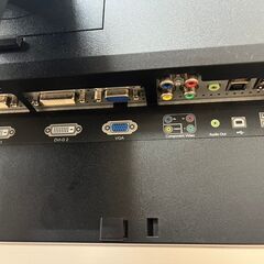 DELL 24インチ ワイド液晶ディスプレイ U2410F 縦横回転の画像