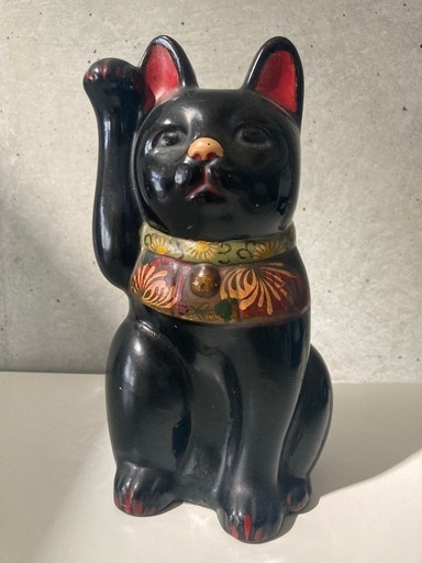 黒猫　猫置物　招き猫　貯金箱