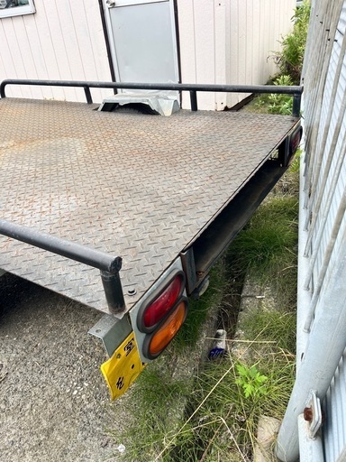 トレーラー　