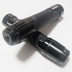 ロゴ入り CNCアルミ ラバーグリップ ハンドル バーエンド 一体型の画像