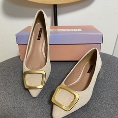 新品 本革パンプス  配送可 現地お渡しがお得 22cm 22....