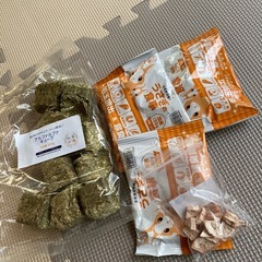 うさぎペレット、おやつ