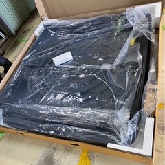 gun125 
ハイラックス　トノカバー