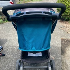 ＜＜取引中＞＞　無料　直接引取限定　ベビーカー　Chicco Bravo チャイルドシート付きの画像