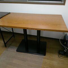 4人用 ダイニングテーブル 幅1200×奥行700×高さ735mm 木目 業務用 店舗用 家具 カフェテーブル