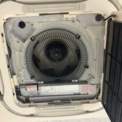 エアコン、室内機のドレーン排水