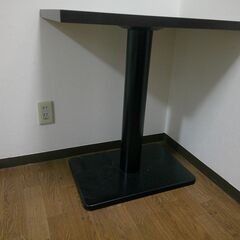 2人用 ダイニングテーブル 幅700×奥行500×高さ735mm 木目 業務用 店舗用 家具 カフェテーブルの画像