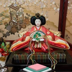 美品雛人形の画像