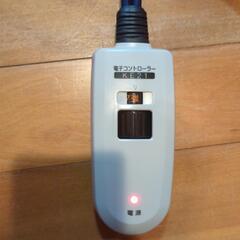 【値下げしました】コタツテーブル　白色　家具　ヒーター　2019年式の画像