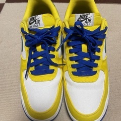 NIKE スニーカー
