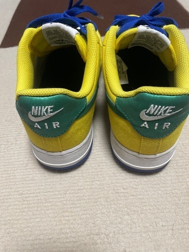 NIKE スニーカー